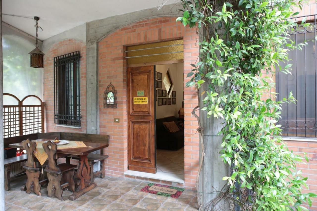 Al Parco Bed & Breakfast Curtatone Екстериор снимка